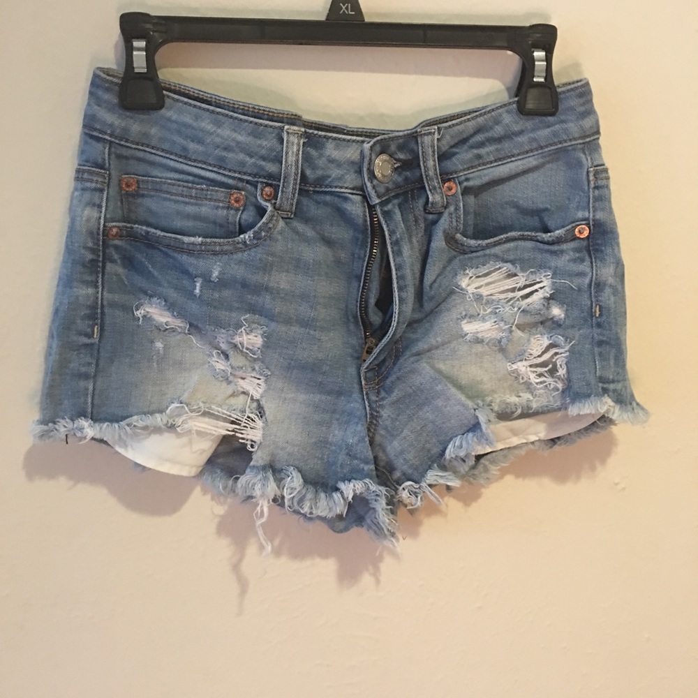 AMERICAN EAGLE CUTIE SHORTS